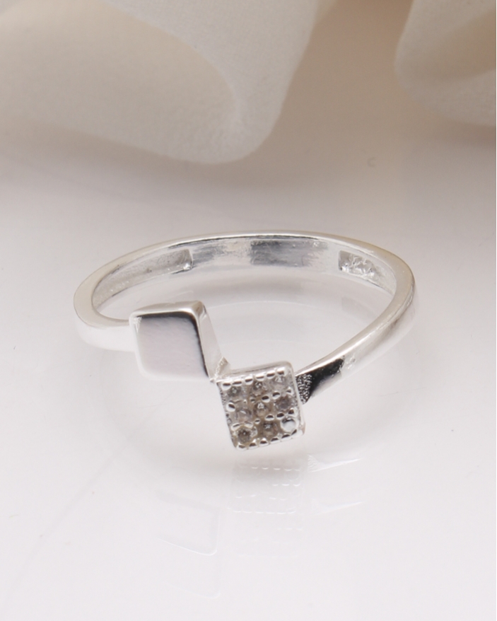 Inel argint si cubic zirconia cod 1-39710, gr1.5