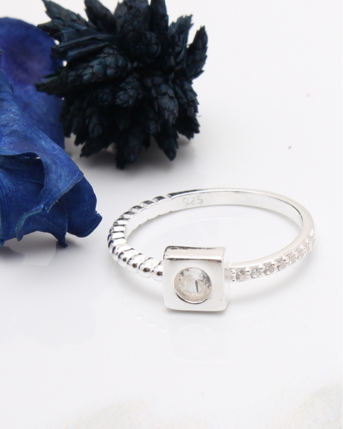 Inel argint si cubic zirconia cod 1-43027, gr2