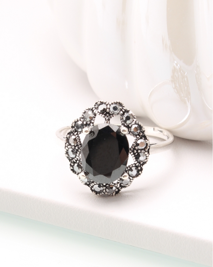 Inel argint cu marcasite cod 1-44797, gr3.3