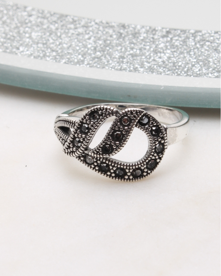 Inel argint cu marcasite cod 1-50977, gr3.5
