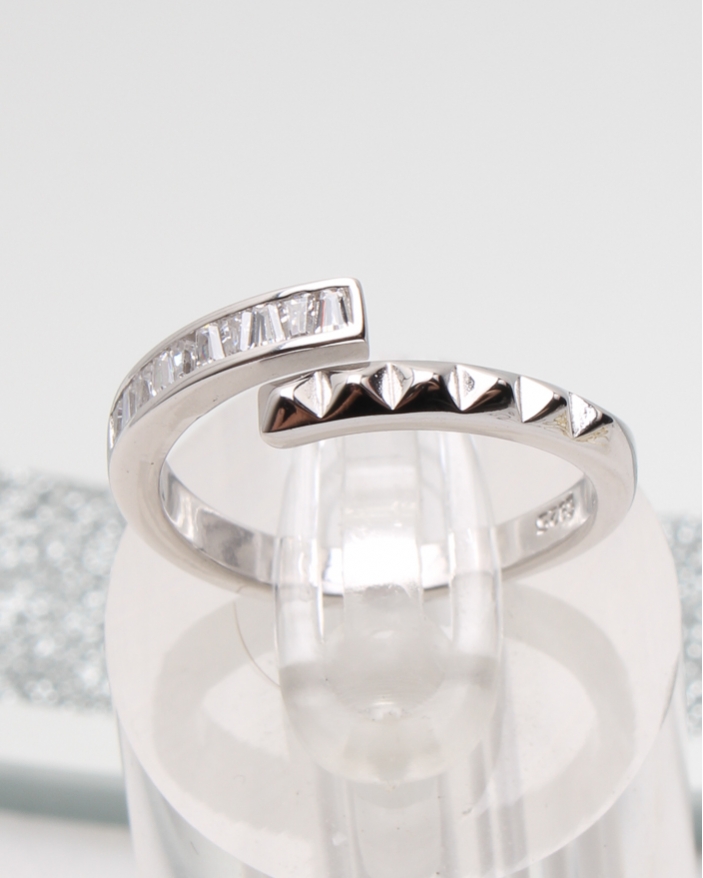 Inel argint si cubic zirconia cod 1-51312, gr3