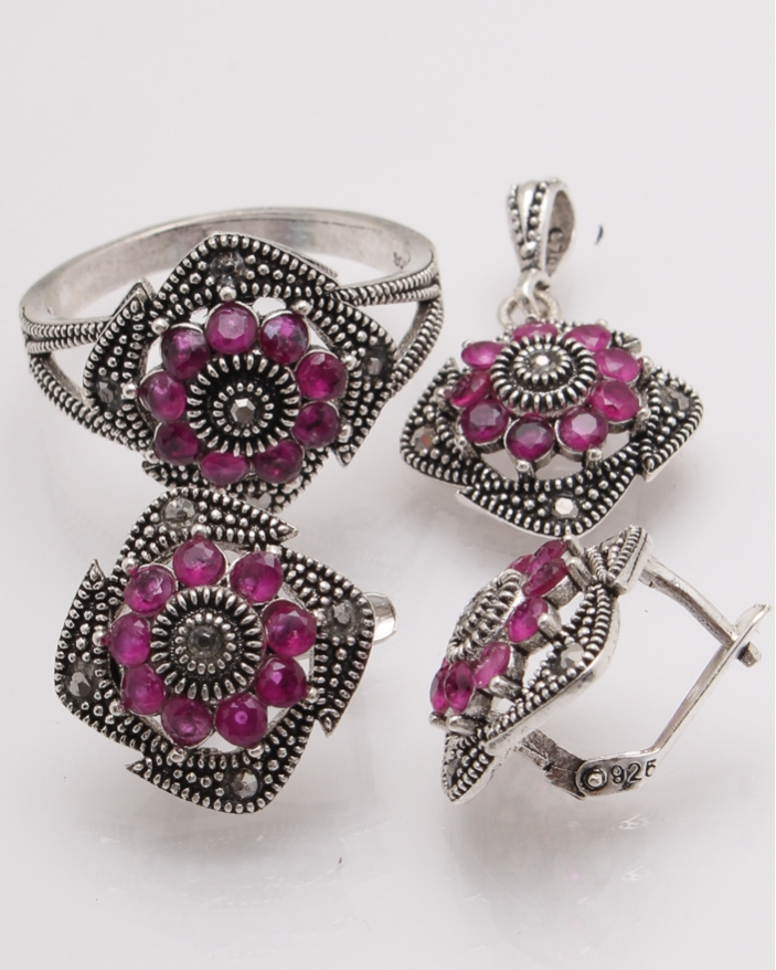 Set argint patrat cu pietre fucsia cod 3-27540, gr10.7