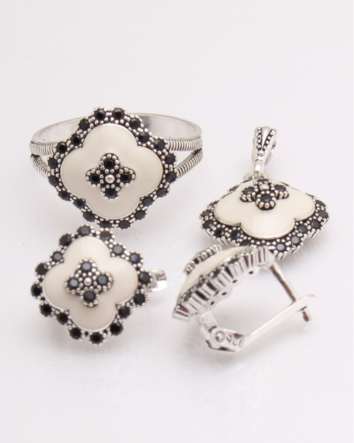 Set argint cu email alb cod 3-29569, gr11.5