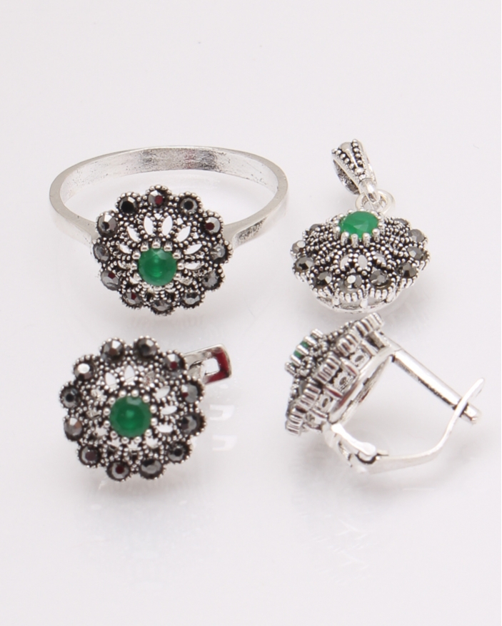 Set argint cu marcasite si piatra verde cod 3-29679, gr7