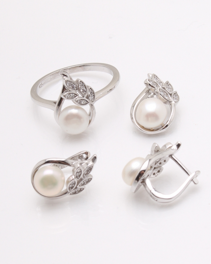Set argint cu perle cod 3-34182, gr8.5